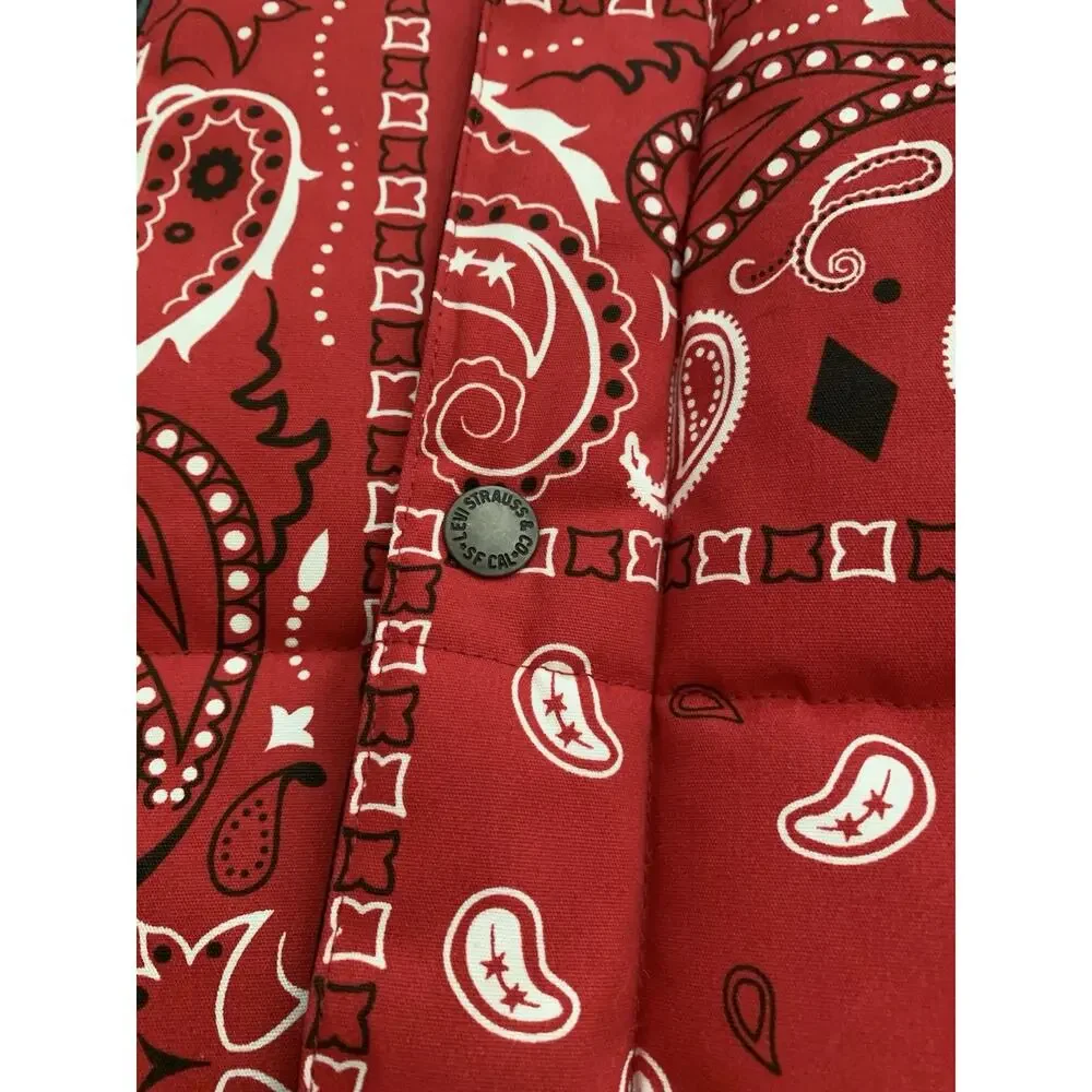 Levi's Out West Mixed Puffer Jacket Coat Mens Red Paisley Bandana (New) Size L